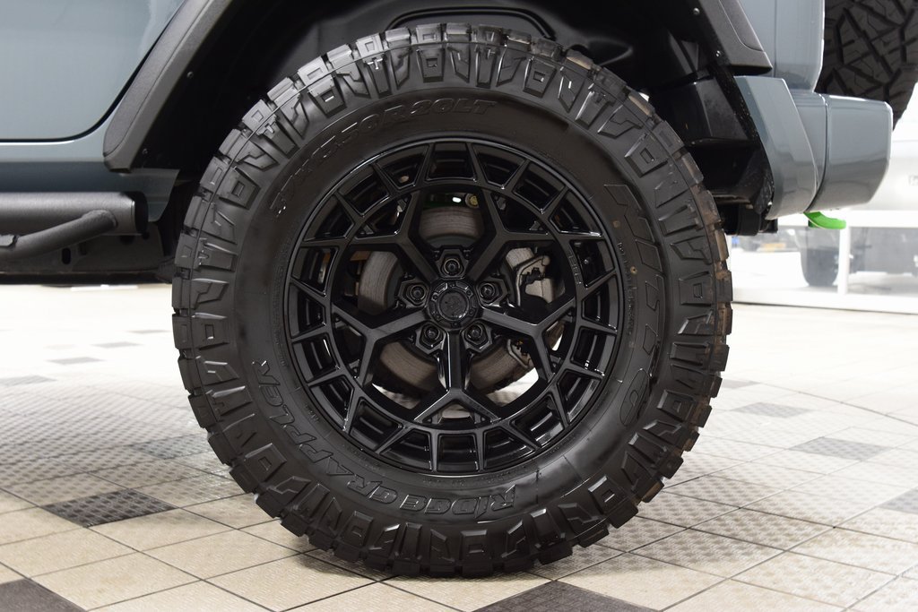 Used 2024 Jeep Wrangler Unlimited Rubicon w/ Safety Group AWD/4WD image 24