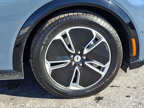 Used 2023 Ford Mustang Mach-E Premium image 8