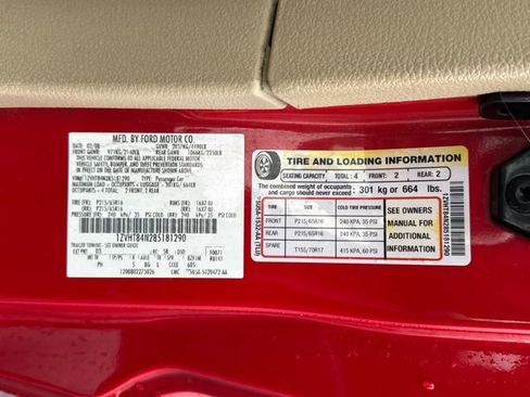 Used 2008 Ford Mustang Deluxe image 25