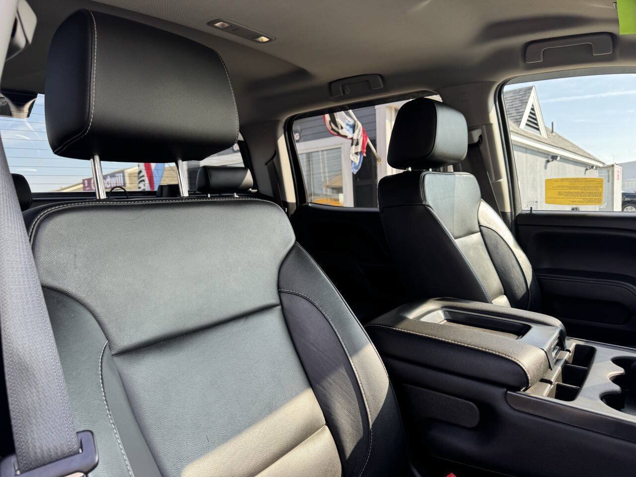 Used 2019 GMC Sierra 2500 SLT w/ Duramax Plus Package AWD/4WD image 39