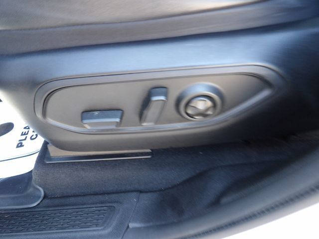Used 2023 Jeep Grand Cherokee L Laredo AWD/4WD image 28