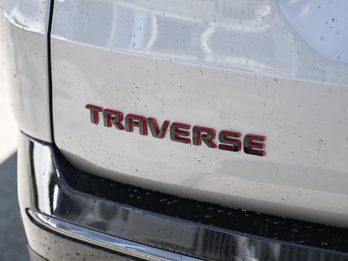 Used 2023 Chevrolet Traverse Premier w/ Redline Edition FWD image 13