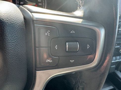 Used 2019 Chevrolet Silverado 1500 LT Trail Boss AWD/4WD image 18