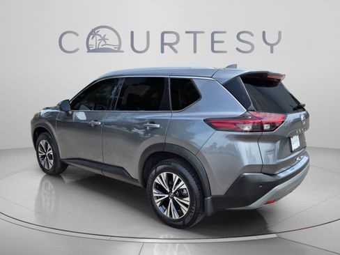 Certified 2021 Nissan Rogue SV w/ Premium Package FWD image 5