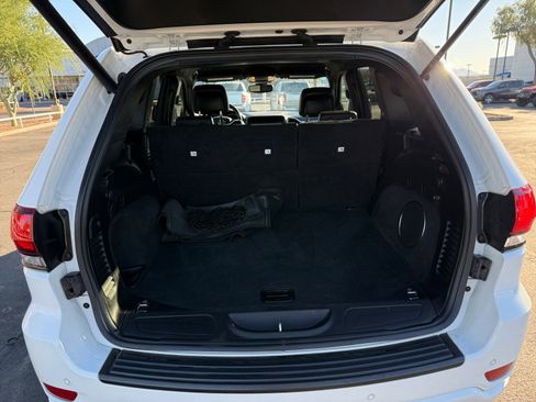Certified 2020 Jeep Grand Cherokee Altitude image 16