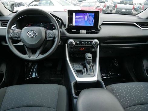 Certified 2025 Toyota RAV4 XLE AWD/4WD image 13