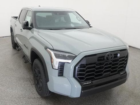 New 2026 Toyota Tundra Limited AWD/4WD image 18