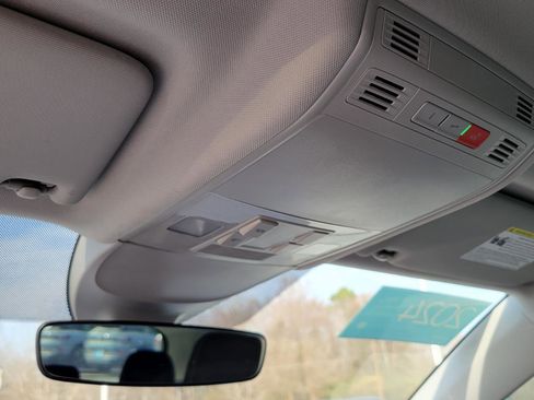 Certified 2024 Volkswagen Taos S image 30