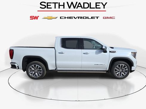 New 2026 GMC Sierra 1500 Denali w/ Denali Reserve Package AWD/4WD image 8