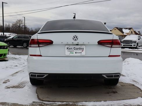 Used 2021 Volkswagen Passat 2.0T R-Line image 31