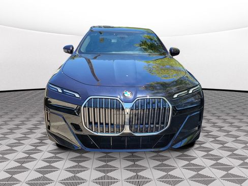 Certified 2023 BMW 740i RWD image 2