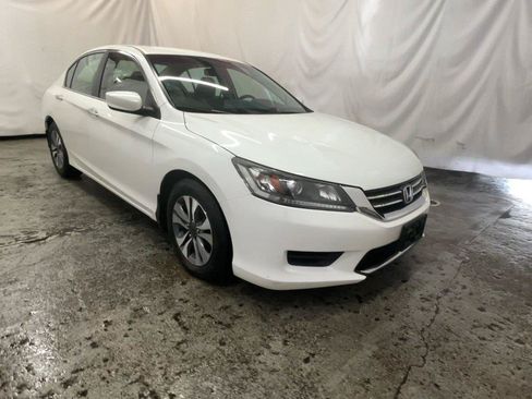 Used 2013 Honda Accord LX image 2
