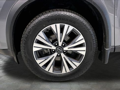 Used 2023 Nissan Rogue SV w/ SV Premium B Package AWD/4WD image 30
