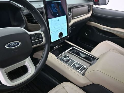 Certified 2022 Ford Expedition Max Limited image 28