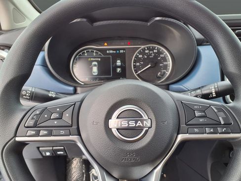 New 2025 Nissan Versa SV w/ Trunk Package image 41