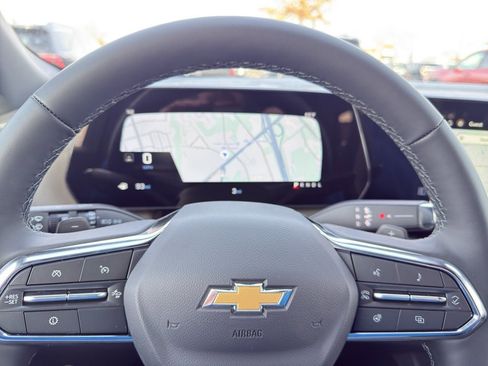 New 2026 Chevrolet Equinox LT w/ Convenience Package II image 19