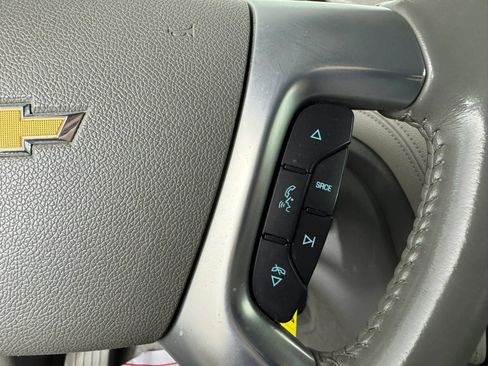 Used 2017 Chevrolet Traverse LT w/ Style and Technology Package AWD/4WD image 16