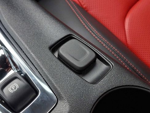 Used 2020 Chevrolet Camaro SS image 27