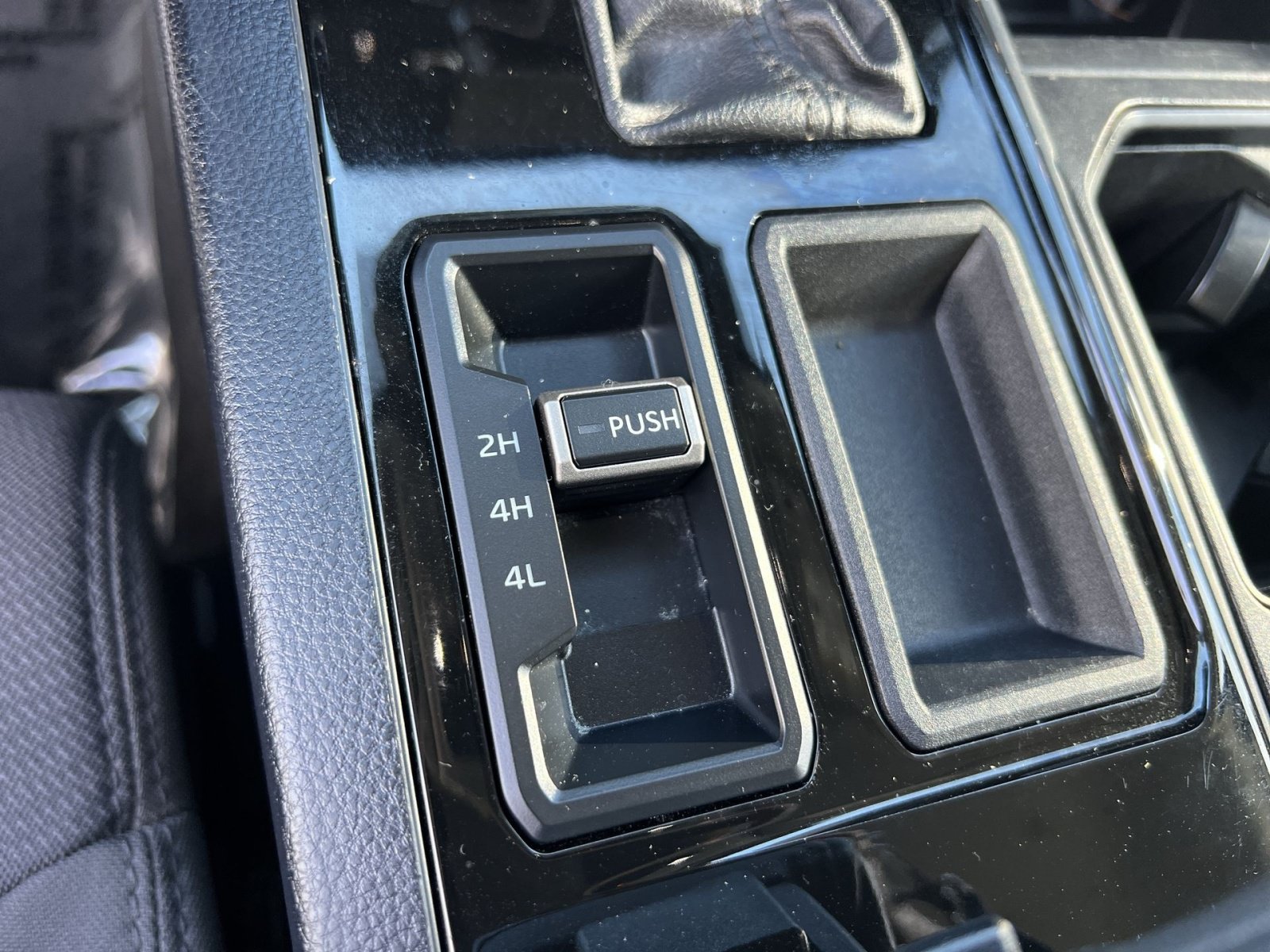 Used 2023 Toyota Tundra SR AWD/4WD image 31
