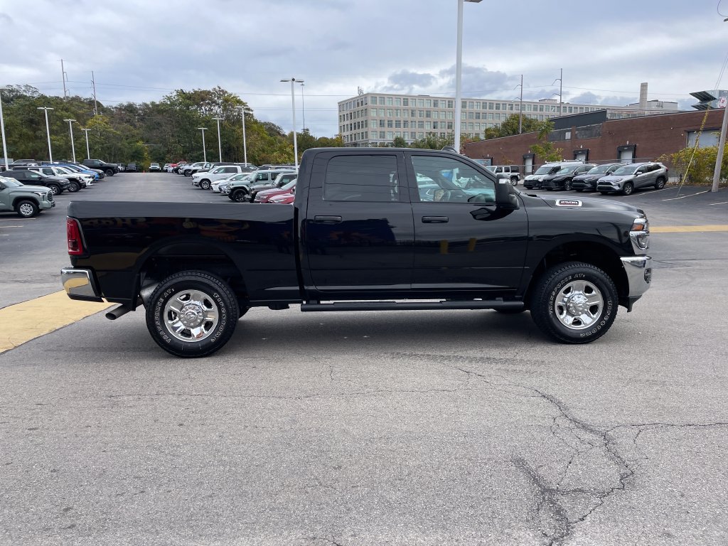 Used 2026 RAM 2500 Tradesman AWD/4WD image 6