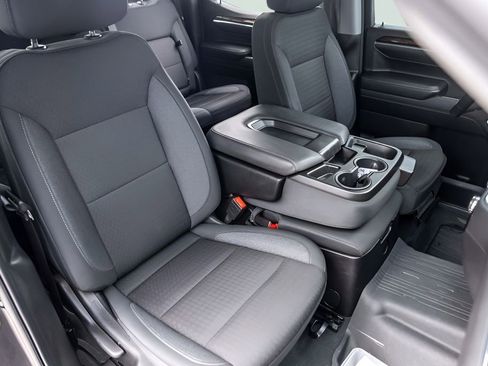 Used 2024 GMC Sierra 1500 Elevation RWD image 31