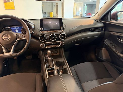 Used 2025 Nissan Sentra SV FWD image 34