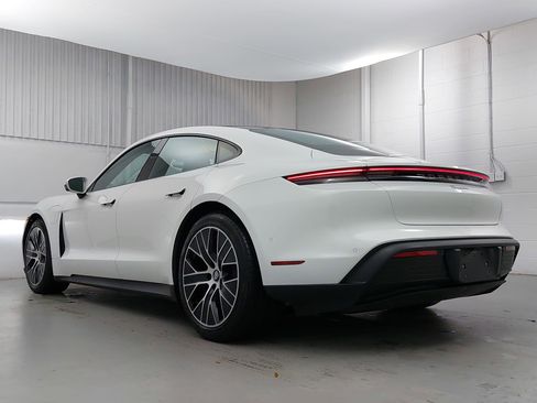 Used 2024 Porsche Taycan w/ Premium Package image 3