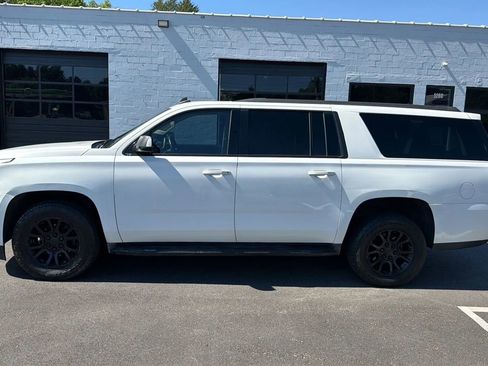 Used 2015 GMC Yukon XL SLT w/ Open Road Package AWD/4WD image 4