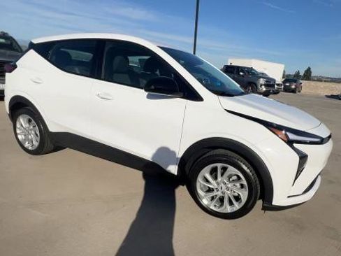 New 2027 Chevrolet Bolt LT w/ Comfort Package image 2