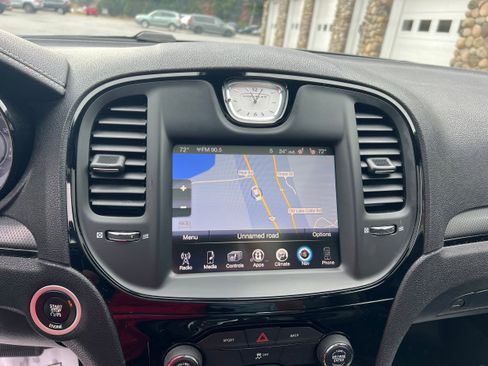 Used 2016 Chrysler 300 S image 16