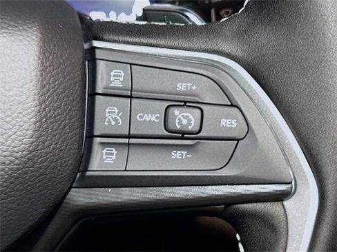 New 2025 Jeep Grand Cherokee L Altitude image 29