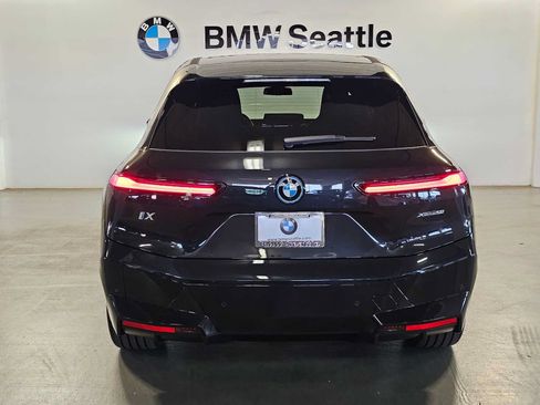 Certified 2024 BMW iX xDrive50 w/ Premium Package AWD/4WD image 5
