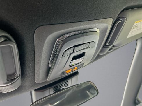 Used 2024 Toyota Corolla SE FWD image 25