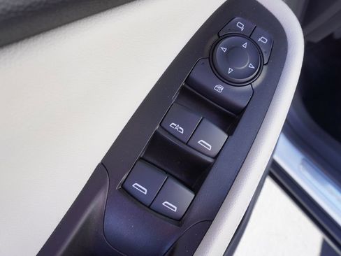 Certified 2022 Buick Encore GX Select image 15