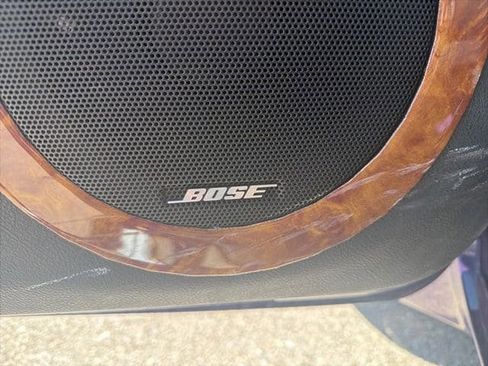 Used 2004 Chevrolet SSR w/ Preferred Equipment Group RWD image 6