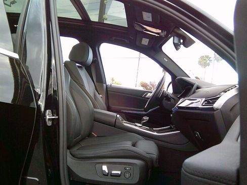 Used 2019 BMW X5 xDrive40i w/ Premium Package 2 AWD/4WD image 21