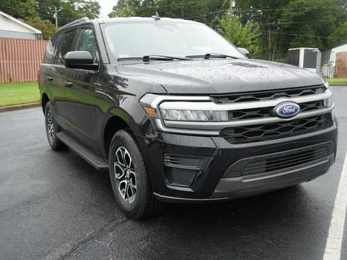 Used 2024 Ford Expedition XLT AWD/4WD image 1