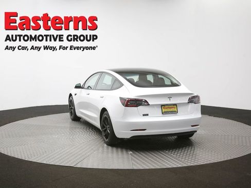 Used 2023 Tesla Model 3 Standard Range RWD image 31