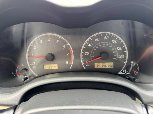 Used 2013 Toyota Corolla LE FWD image 30
