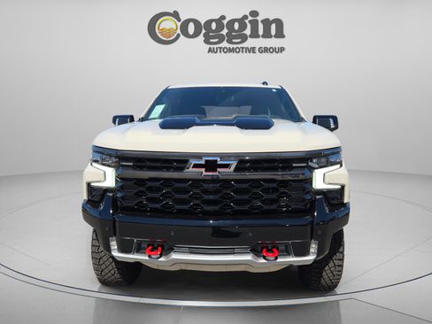 New 2026 Chevrolet Silverado 1500 ZR2 image 9