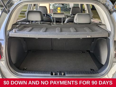 Used 2025 Hyundai Venue Limited FWD image 26