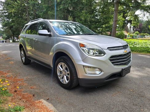 Used 2017 Chevrolet Equinox LT FWD image 8