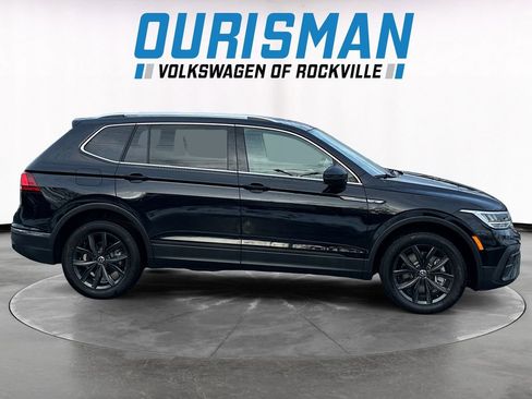 Used 2024 Volkswagen Tiguan SE image 7