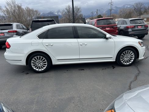 Used 2016 Volkswagen Passat 1.8T SE image 8