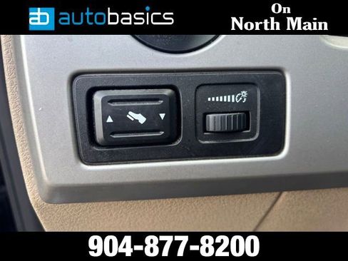 Used 2010 Ford F150 Lariat RWD image 31