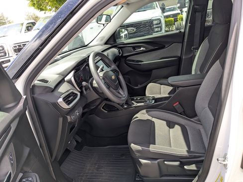 Used 2023 Chevrolet TrailBlazer LS image 18