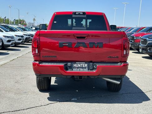 New 2026 RAM 2500 Laramie AWD/4WD image 6