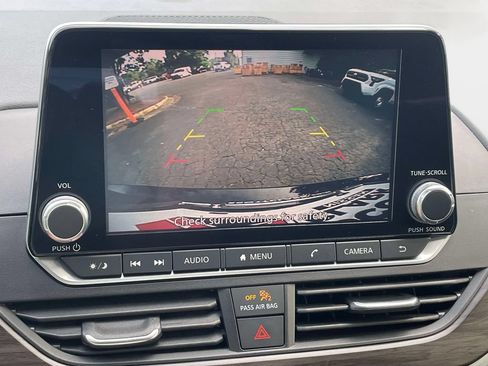 Used 2025 Nissan Altima 2.5 SV FWD image 26