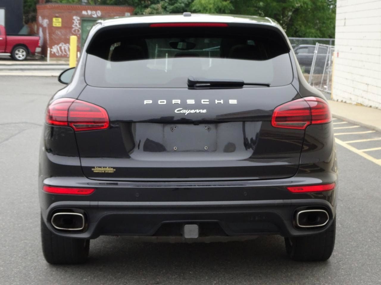 Used 2016 Porsche Cayenne AWD/4WD image 6