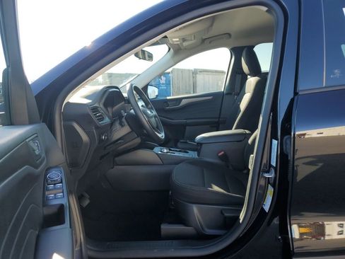 Used 2025 Ford Escape Active image 31